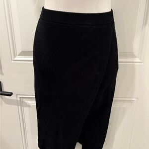 Abercrombie & Fitch Elegant Black Pencil Skirt